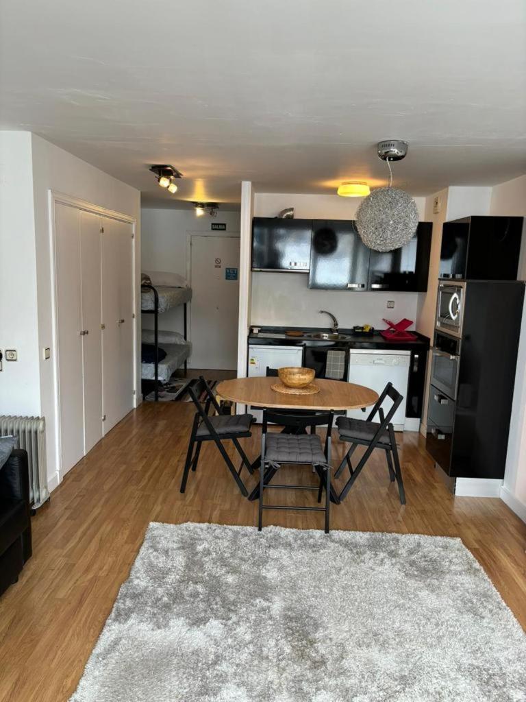 Apartamento Astun Luaran gambar