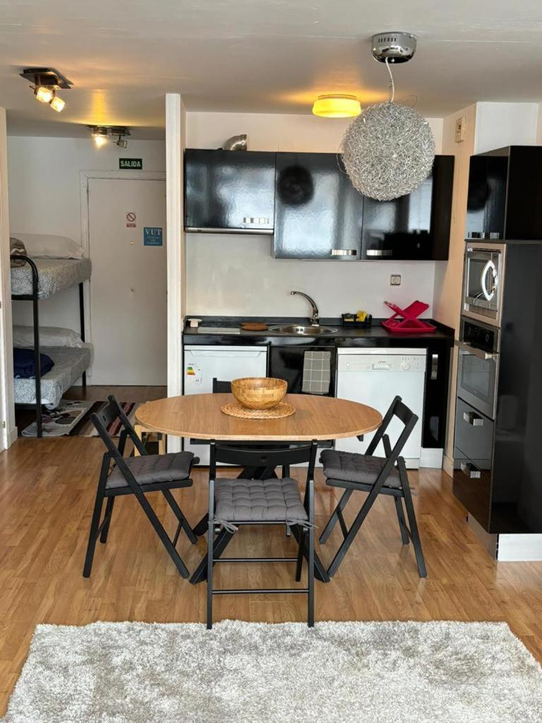 Apartamento Astun Luaran gambar